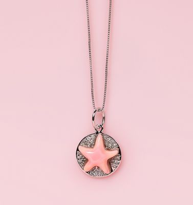 Queen Conch Starfish in Circle CZ Charm Necklace
