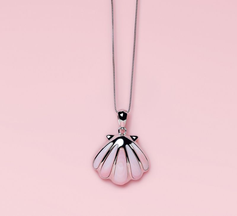 Queen Conch/SS Clam Shell Shape Necklace