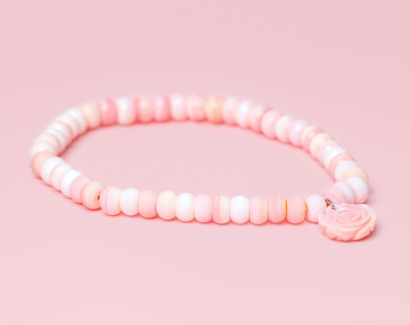 Queen Conch Beaded Bracelet w/ Rose Charm