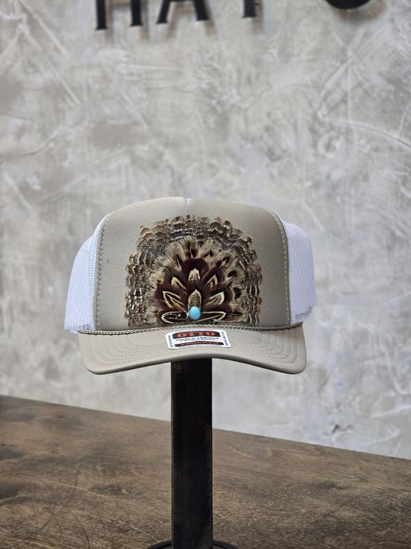 Fan Feather Otto Trucker