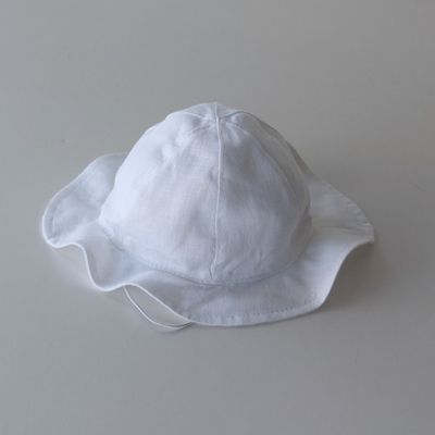 Chapéu de Linho Branco com Abas Maria Malmequer - Chapéu de Linho Branco com Abas