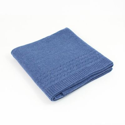 Manta Trabalhada Azul Inglês Maria Malmequer - Manta Trabalhada Azul Inglês