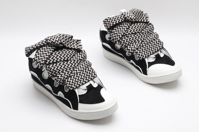 L*NVINS - BLACK/ BLACK &amp; WHITE LACES
