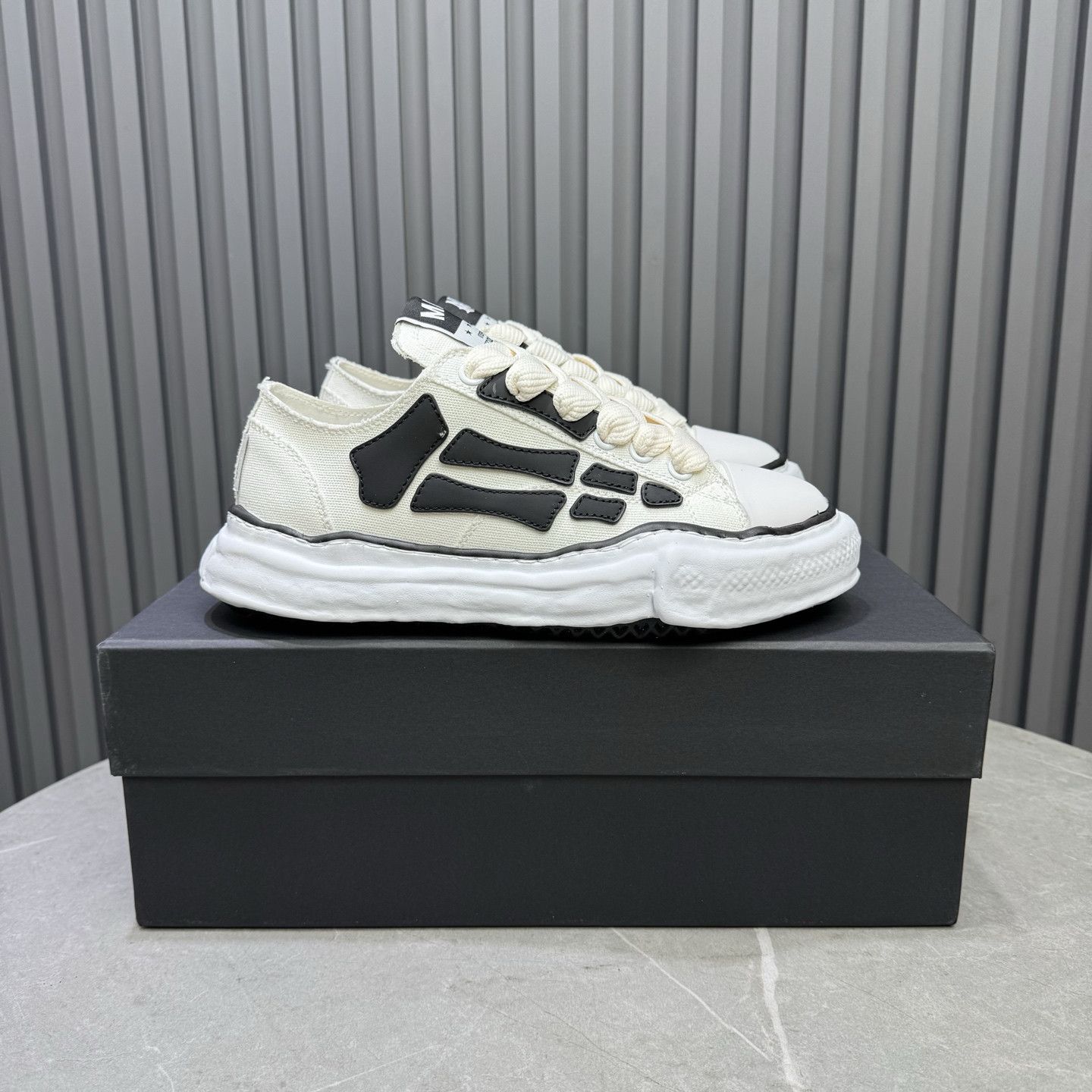 M*HARA SNEAKERS - SKELETON CREAM