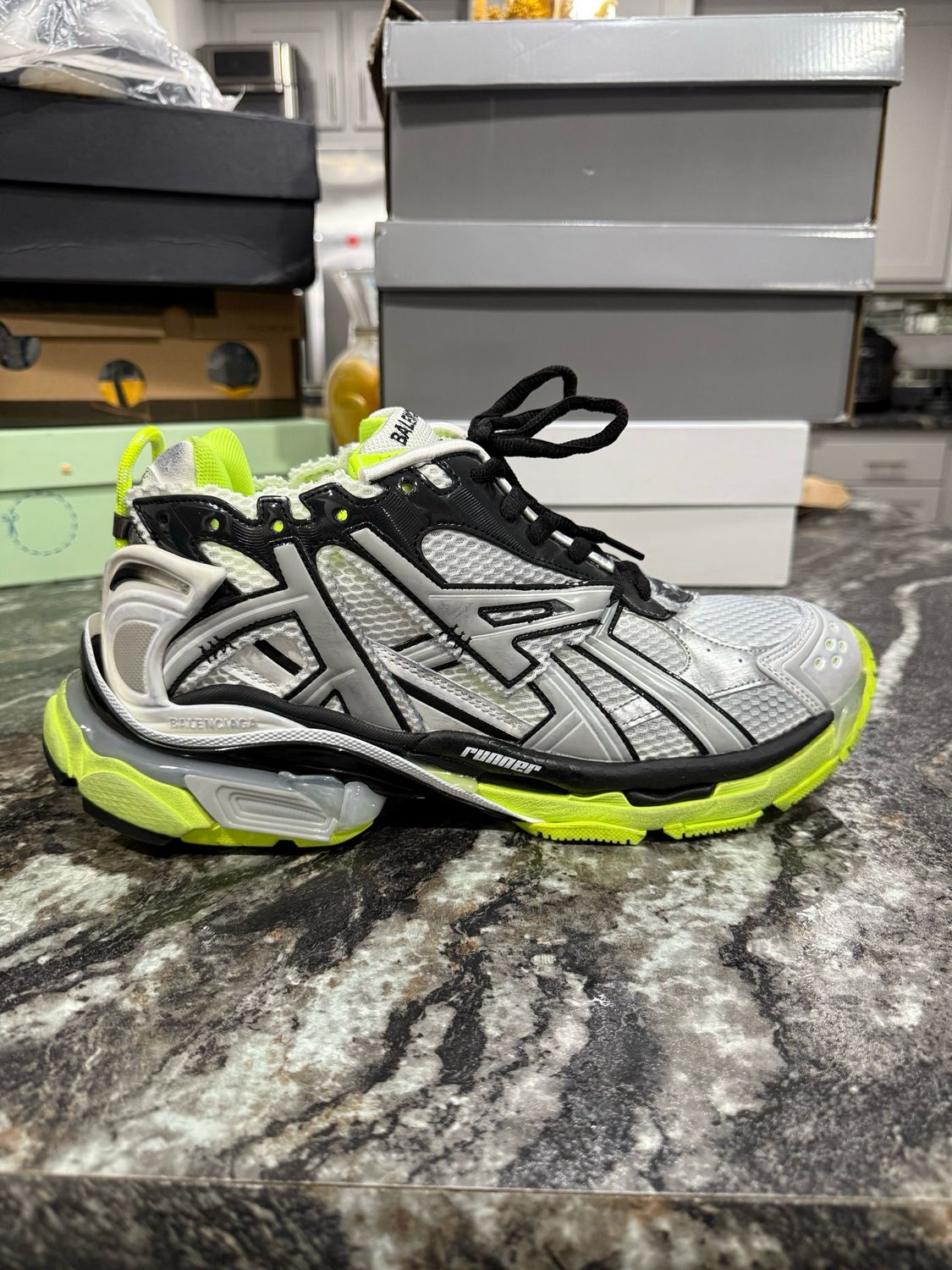 BB RUNNERS - GREEN/ SILVER