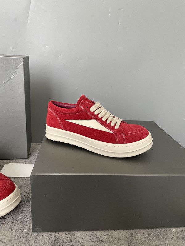 RO - RED SUEDE VANS