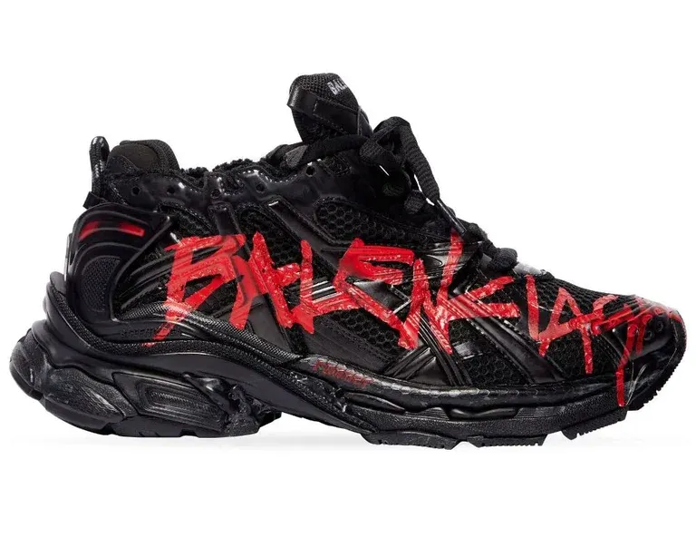 BB RUNNERS - BLACK W/ RED GRAFFITI