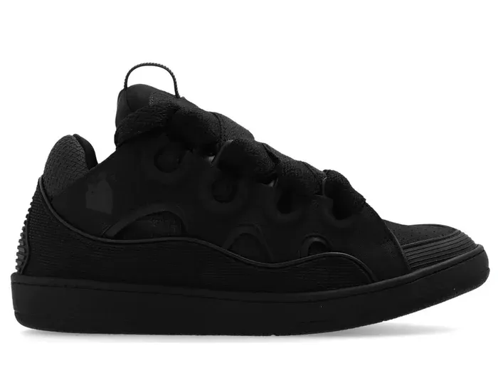 L*NVINS - TRIPLE BLACK