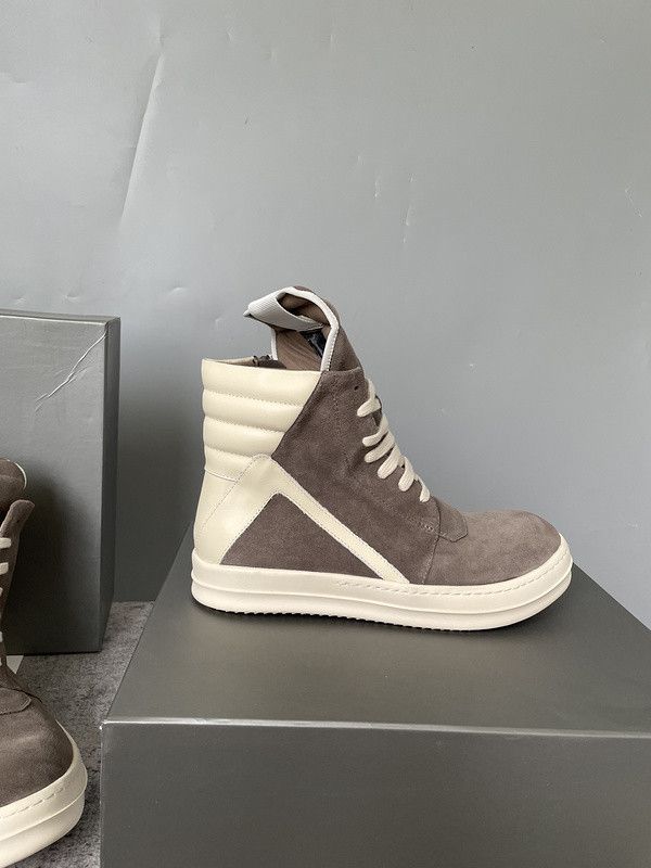 RO - BROWN SUEDE GEO