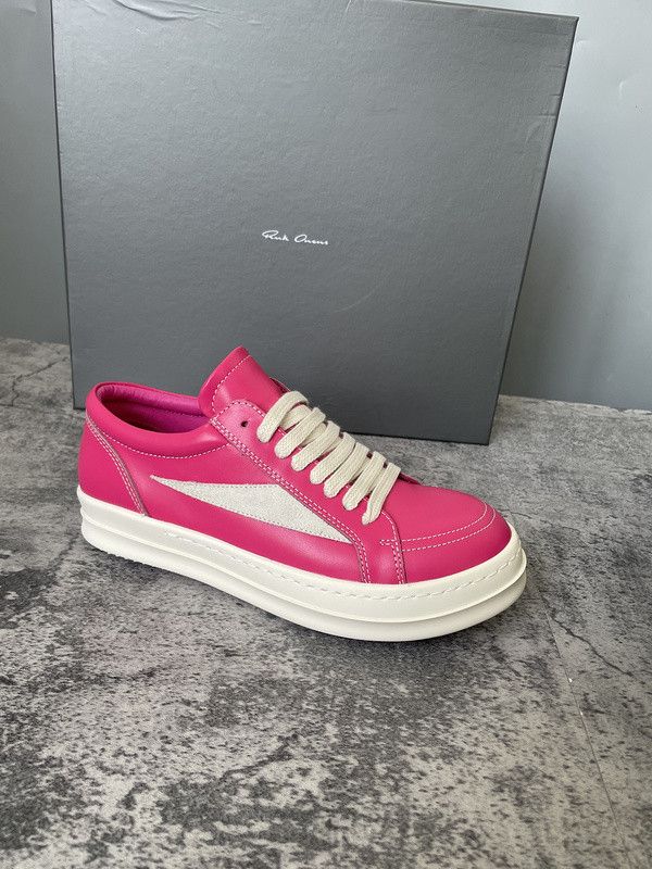 RO - PINK VANS