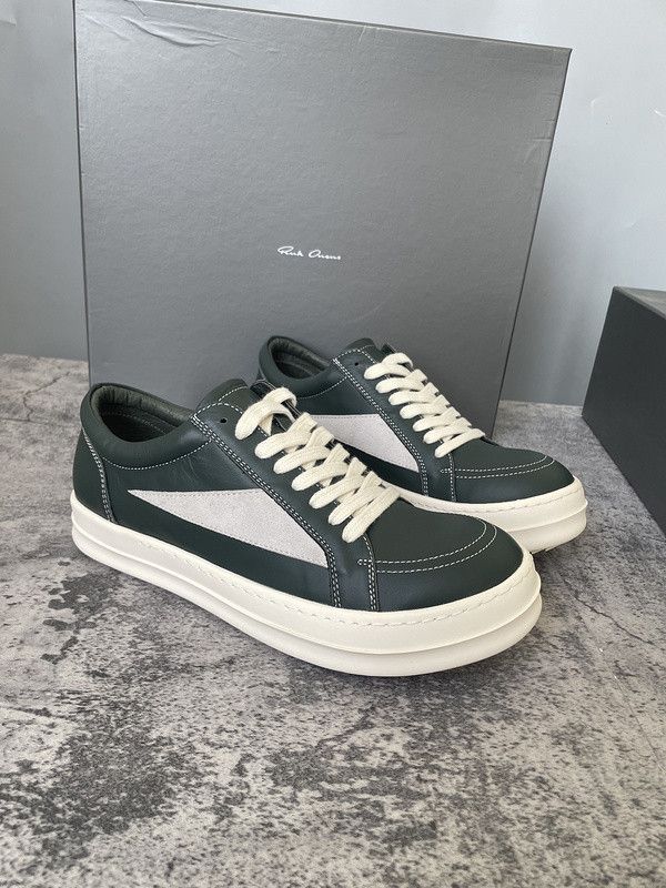 RO - GREEN VANS