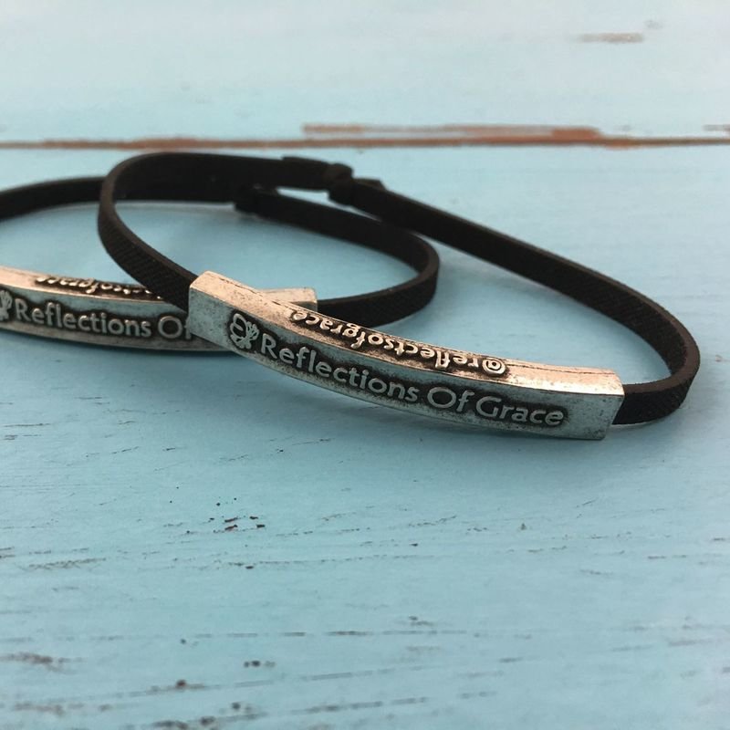Recycled rubber bracelets with custom pedants