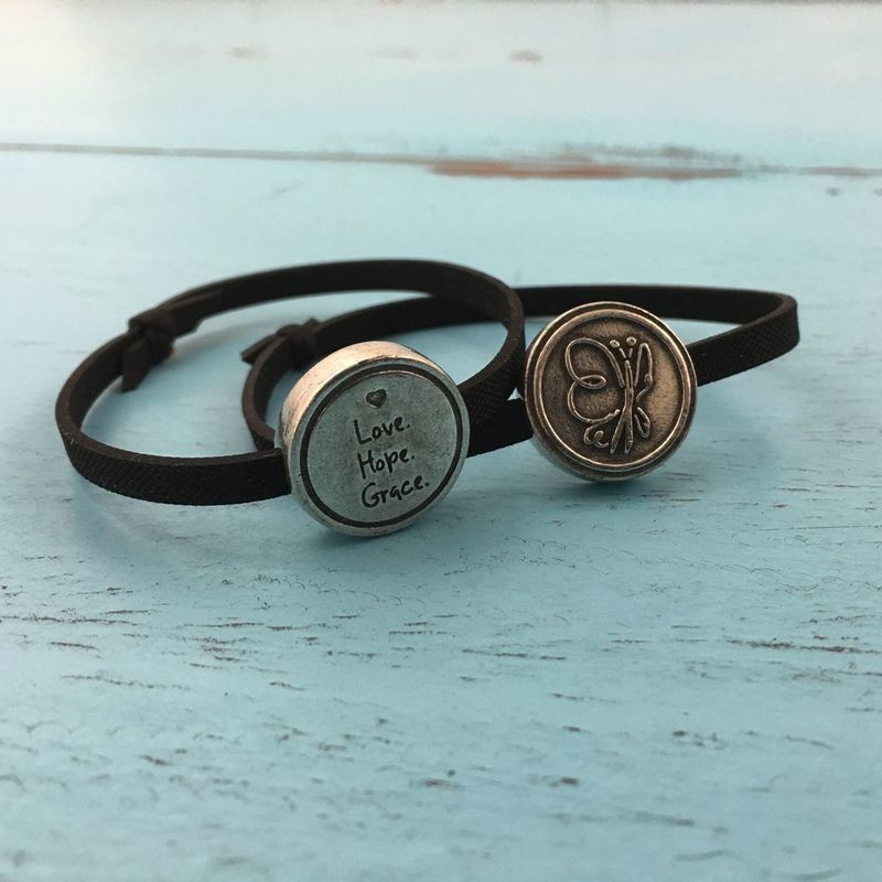 Recycled rubber bracelets with custom pedants