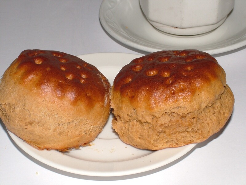 Treacle scones