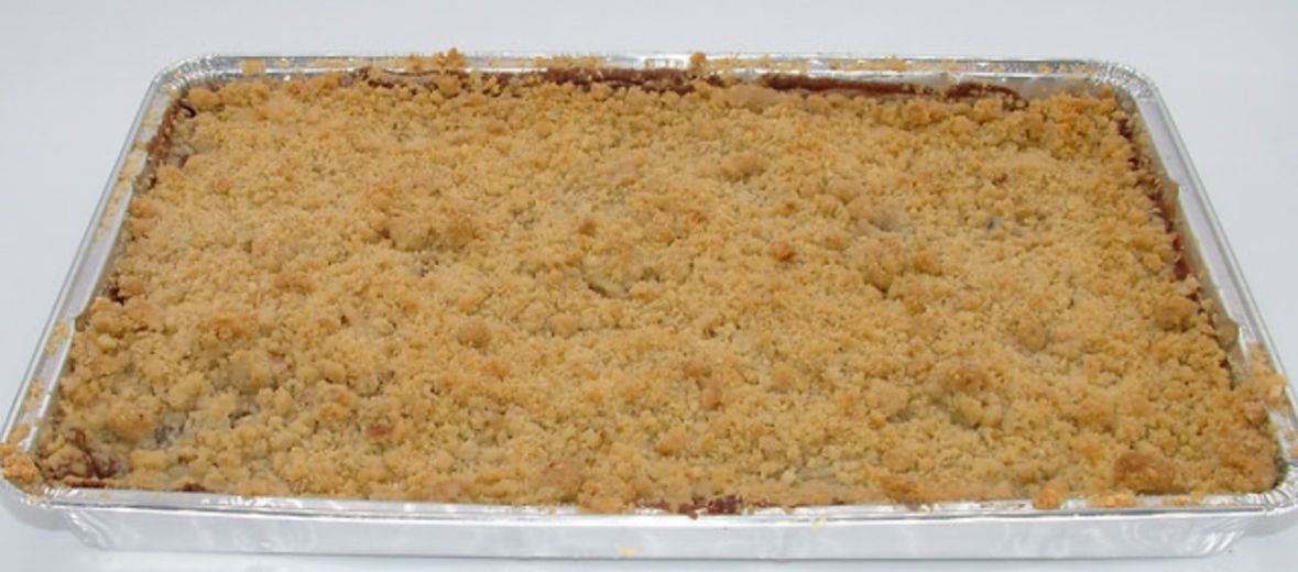 Rhubarb Crumble Traybake