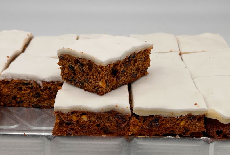 Christmas Cake Traybake