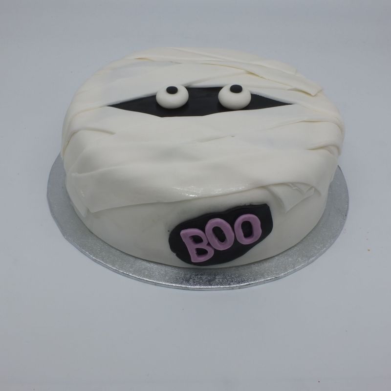 Large BOO Cake