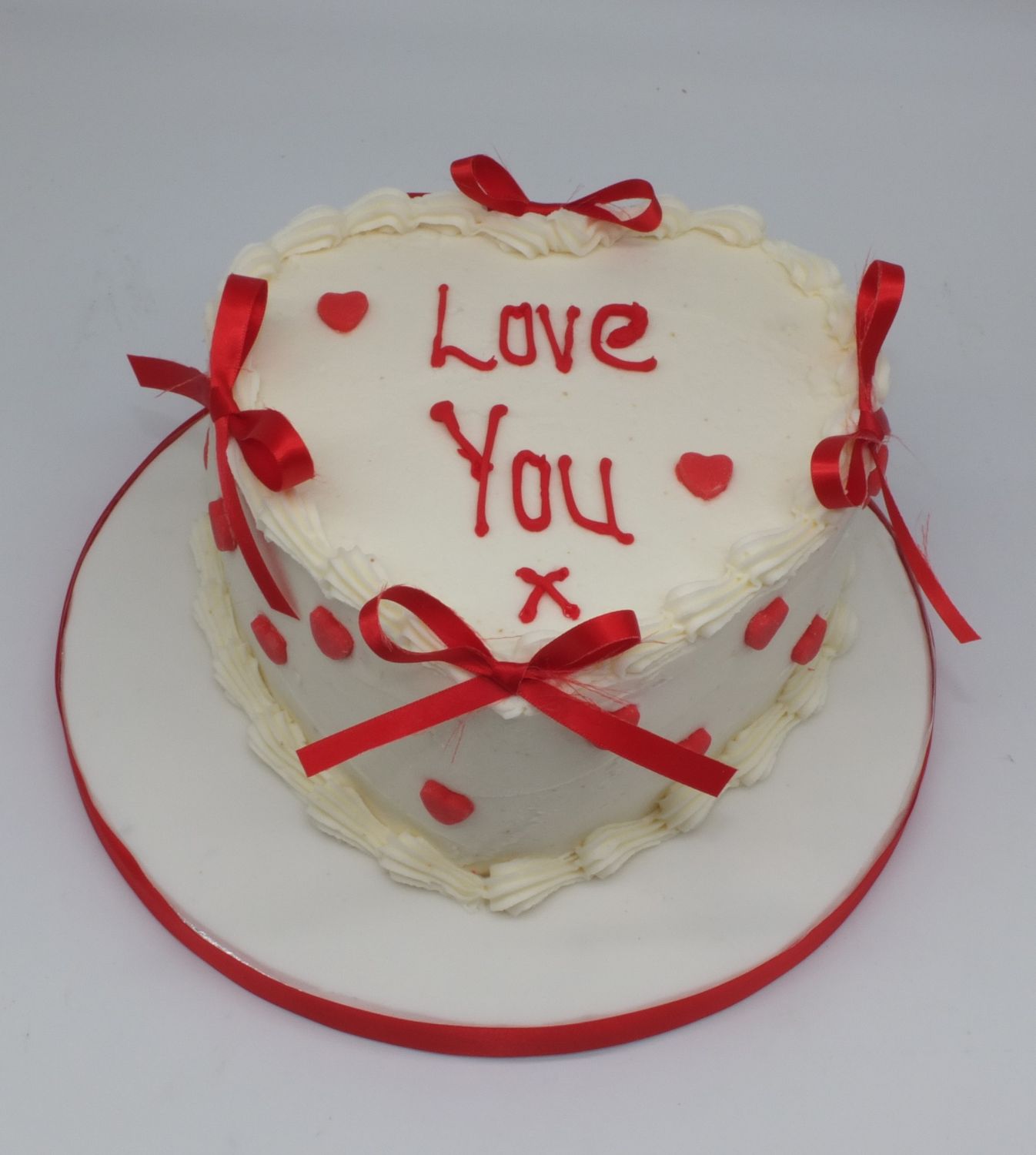 Valentine Heart with Vanilla Frosting icing