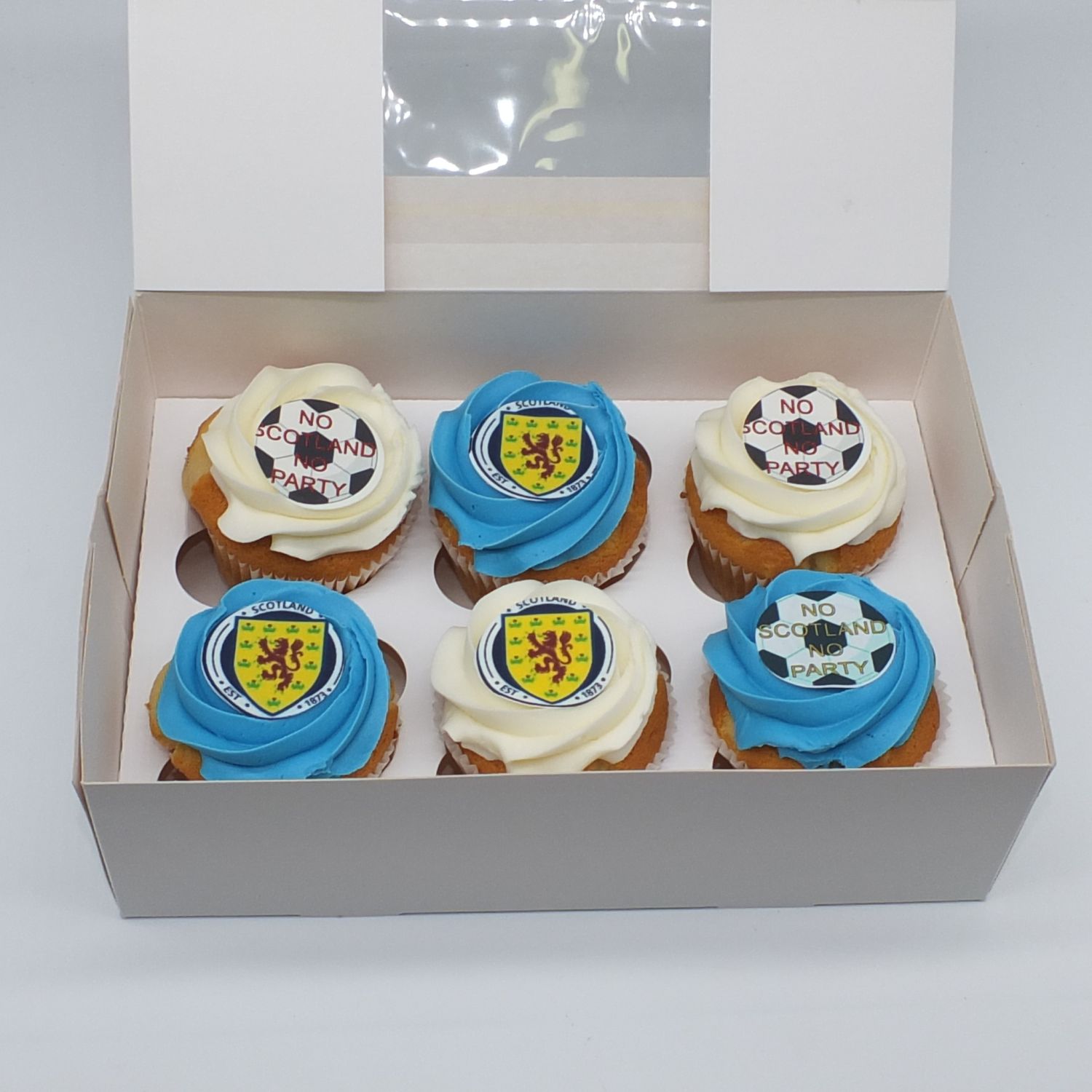 6 SCOTLAND CUPCAKES
