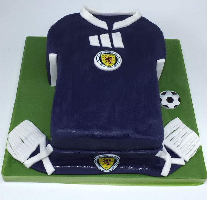 SCOTLAND SHIRT CAKE