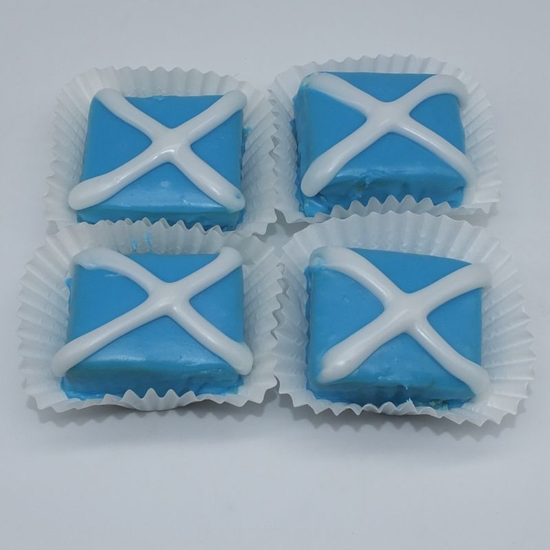 4 SCOTLAND FRENCH CAKES