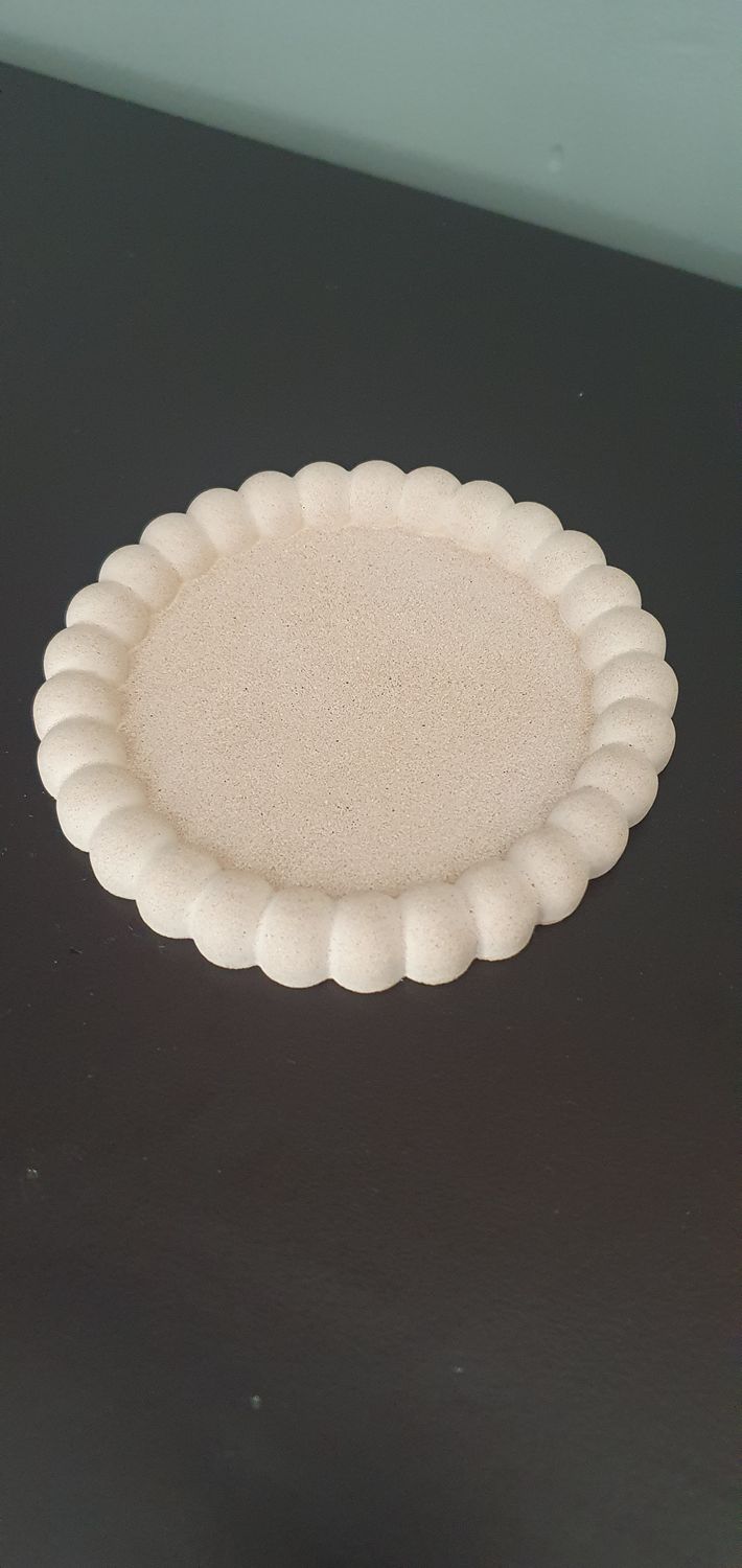 Handmade trinket dish made from eco friendly bathstone based cement. Looks and feels like bathstone. Heat and water resistant. Unique style perfect for any room. Handmade in Enniscorthy, Co. Wexford by Willow &amp; Rose
