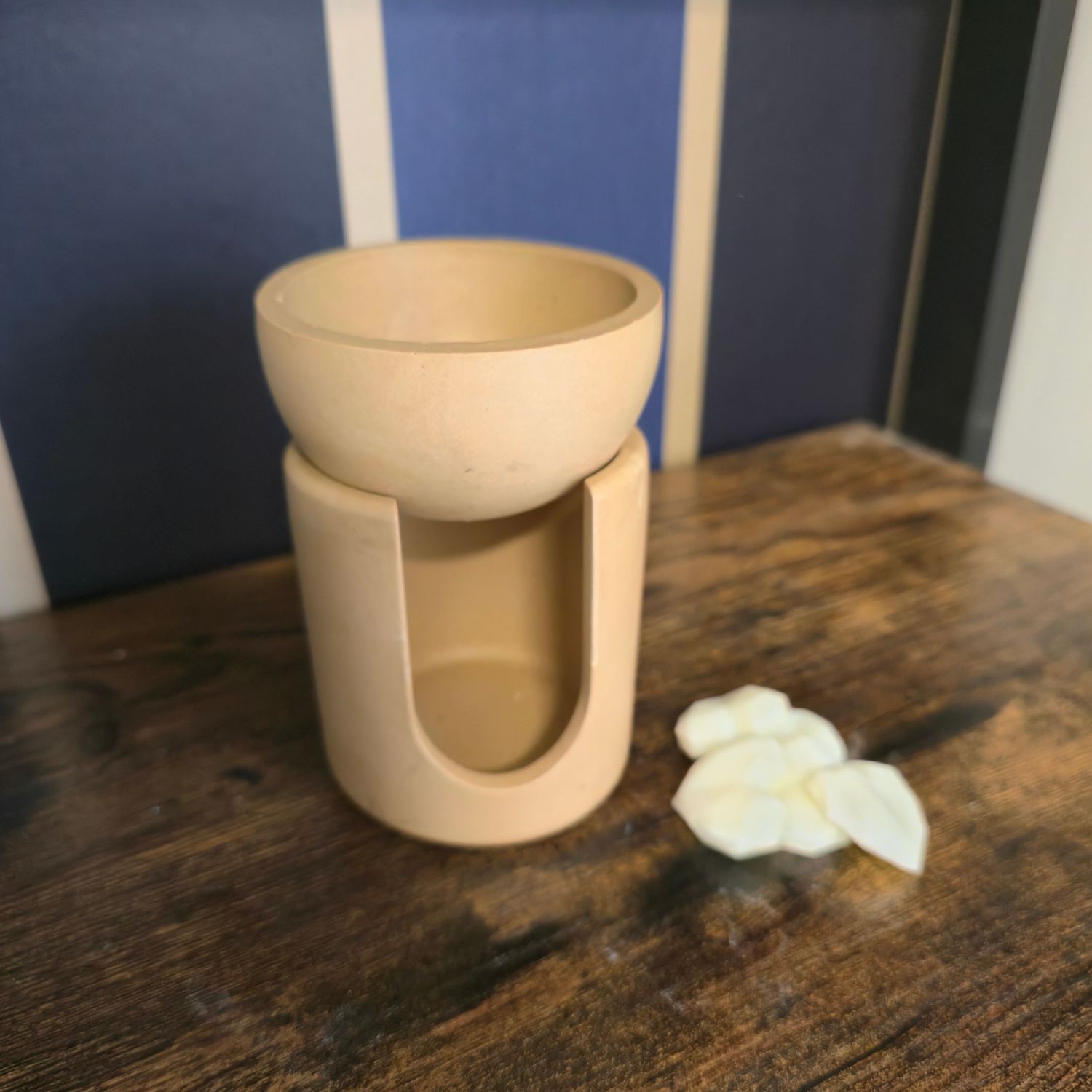 The Orbit Wax Melt Burner