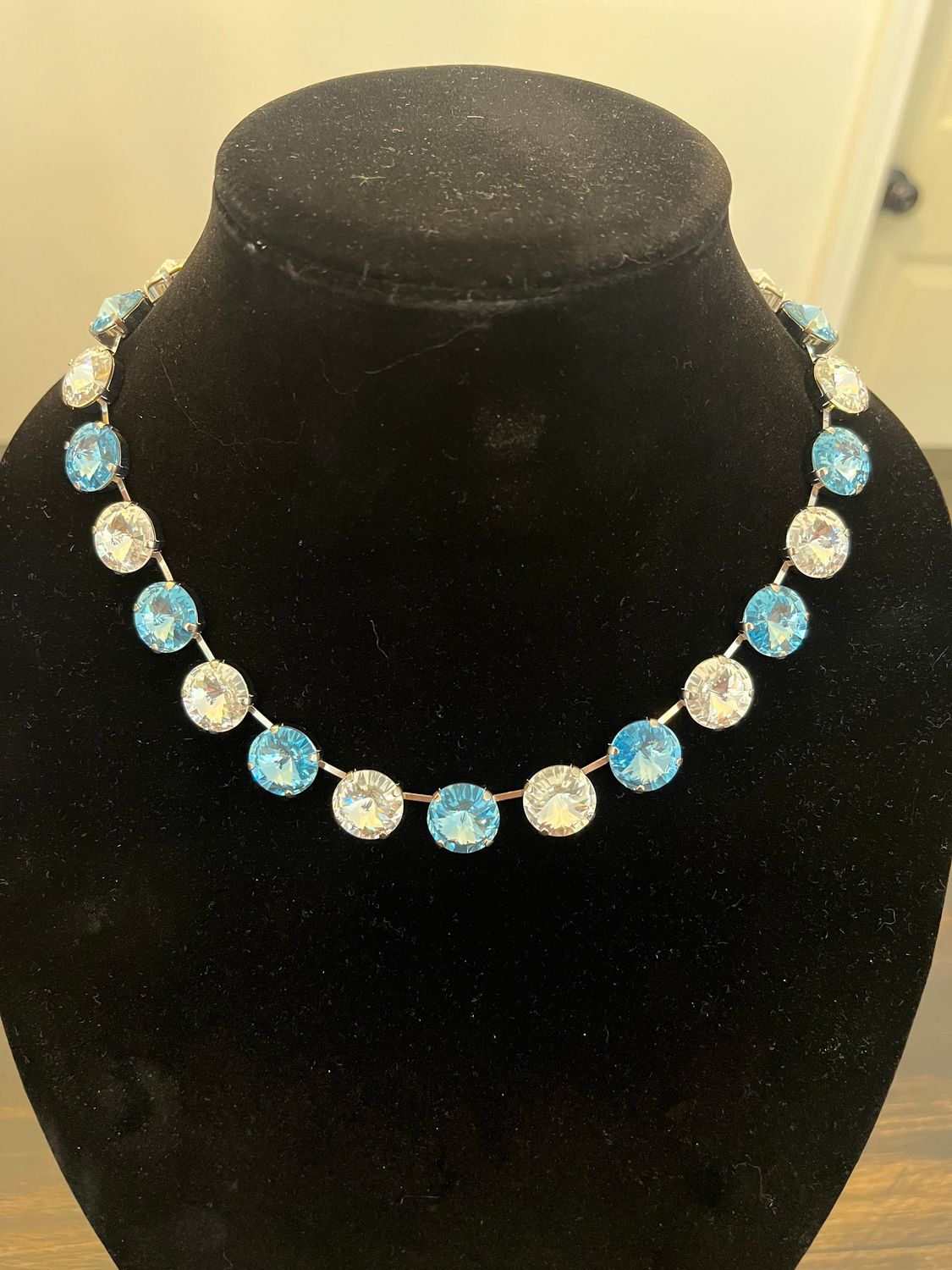 Swarovski Blue/Clear Necklace 14/23