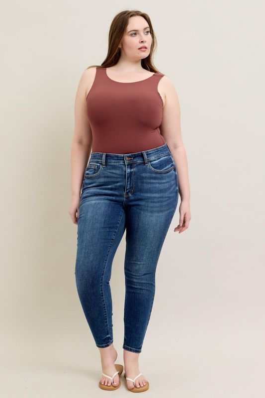 Judy Blue MId Rise Skinny 82252