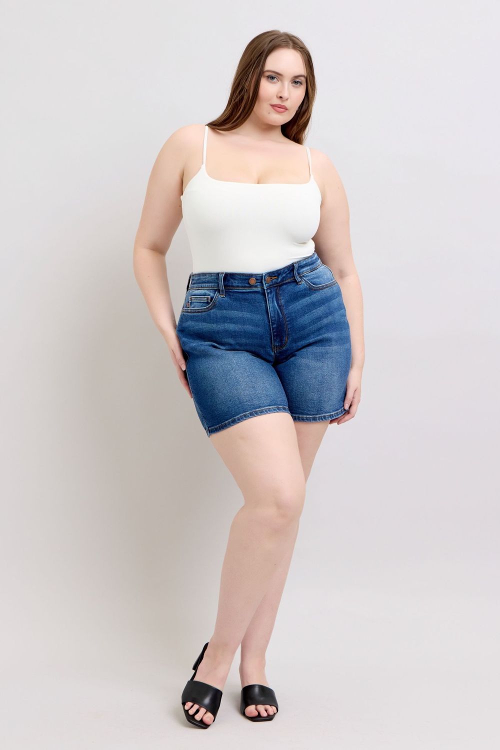 Judy Blue 2 Button Dad Short  15298
