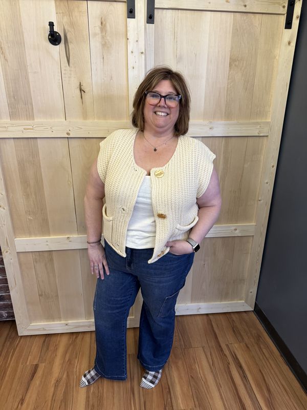 Haptics Cream Sweater Vest