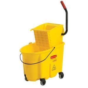 MOP BUCKET WITH WRINGER