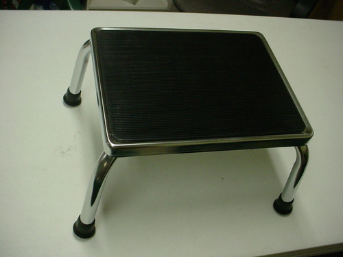 STEP STOOL