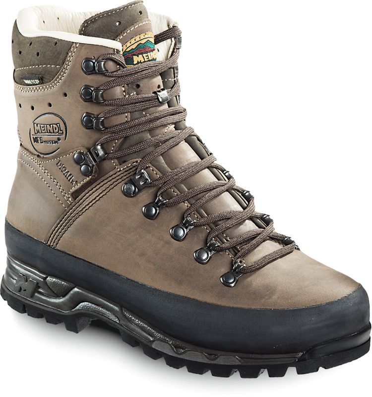 Meindl Island Lady women's leather hiking and hunting boots for woodland trails and rugged terrain