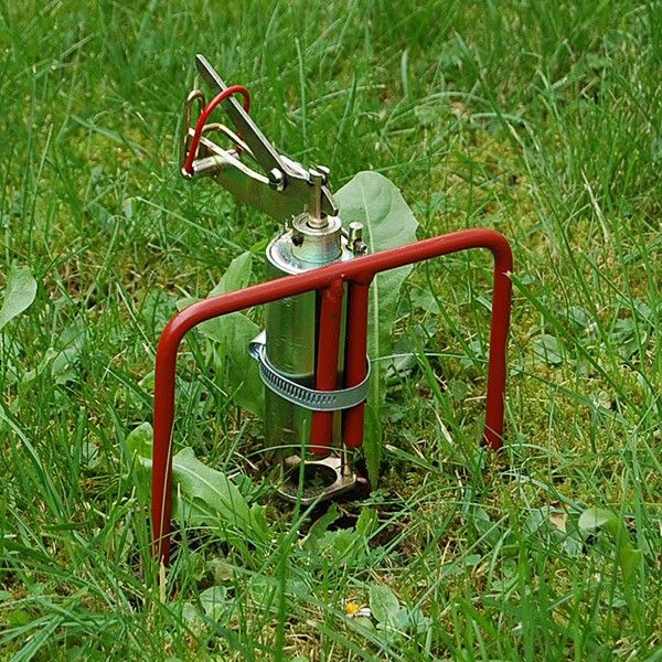 Göbel Mole Trap Mounting Clamp