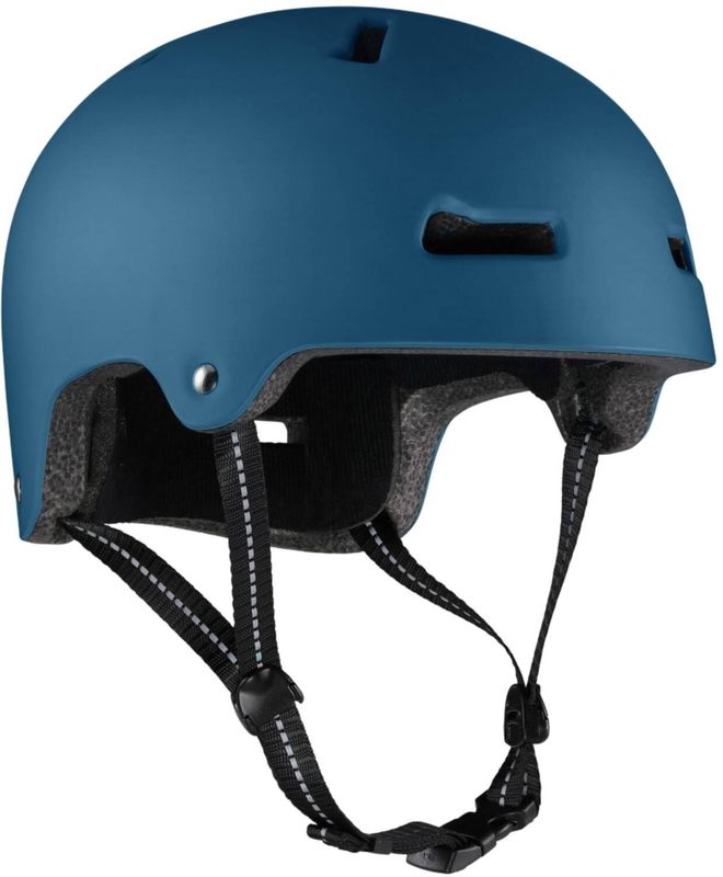 Reversal Lux Skatehelm. Verkrijgbaar in diverse kleuren.
