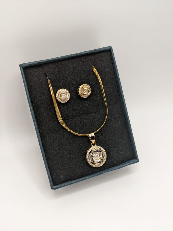 Gold Stainless Steel Necklace with earring - 17 inches necklace