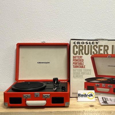 Crosley Cruiser II CR8005C platenspeler draagbaar - Nieuw