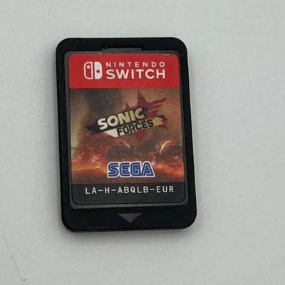 Sonic Forces - Nintendo Switch game cassette