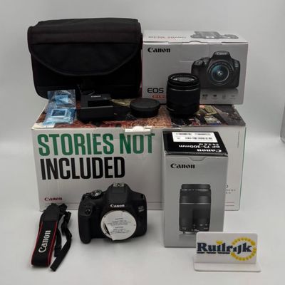 Canon EOS 2000D + 18-55 & 75-300 lenzen travel kit - Nieuw