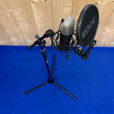 RODE NT1 5th Gen studio microfoon met filter, kap en statief