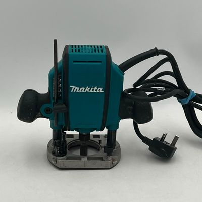 Makita RP0900 Bovenfrees 230V 900W in koffer - Met garantie