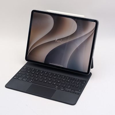 Apple iPad Pro 6 m2 256Gb 12.9 incl Magic Keyboard & pen 2