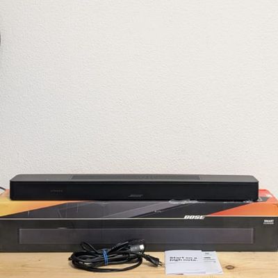 Bose Smart Dolby Atmos Soundbar, Bluetooth - Nieuw
