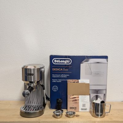 DeLonghi Dedica Duo EC890 piston koffiemachine - Showmodel