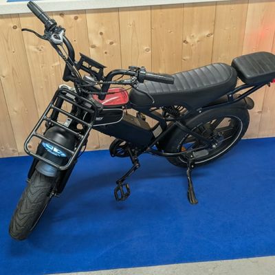 QMWHEEL Fatbike V20 Pro elektrische Fiets met 850W Accu