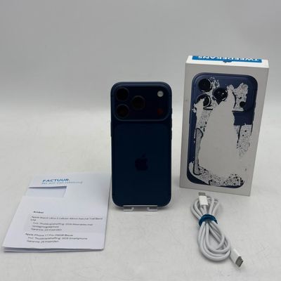 Apple iPhone 17 Pro Blauw 256Gb - Zgan - 77 laadcycli + Bon