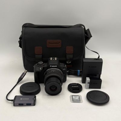 Canon EOS R100 Camera met 18-45mm lens Complete set ZGAN