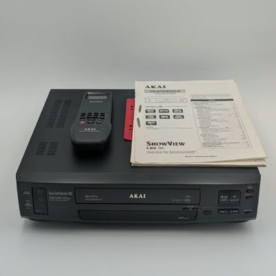 AKAI VS-G757 Videorecorder videobanden met afstandsbediening