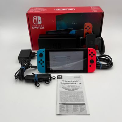 Nintendo Switch V1 Blauw Rood Compleet - Nette staat